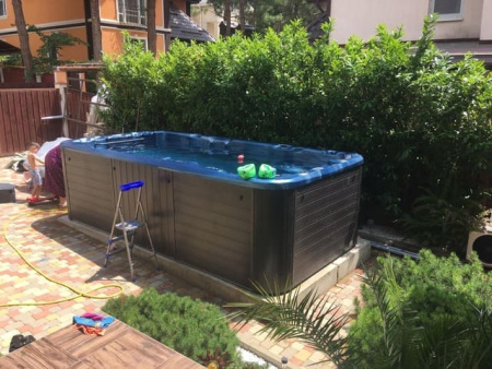 Плавательный спа бассейн Vortex Spas Aquagym MAX Exterme